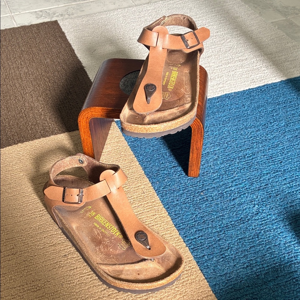 Birkenstock Women’s Tan Sandals